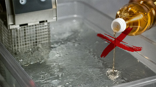 aceto anticalcare acqua CTI (roner) 700.jpg